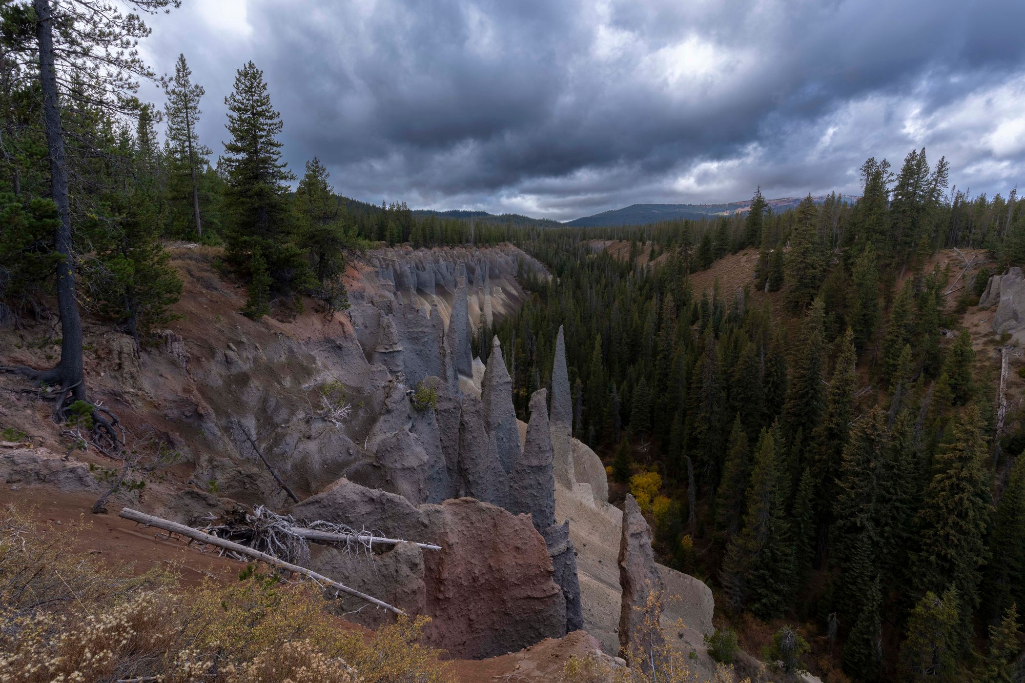 The pinnacles at Crater Lake, USA