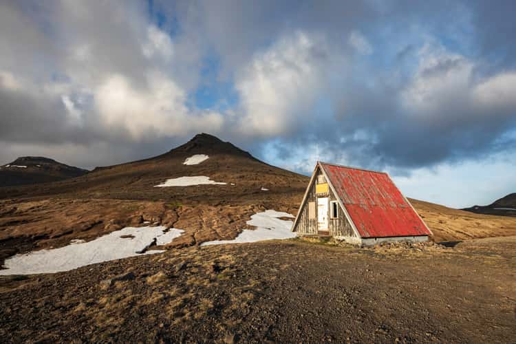 Abandoned hut in Snæfelness Peninsula, Iceland