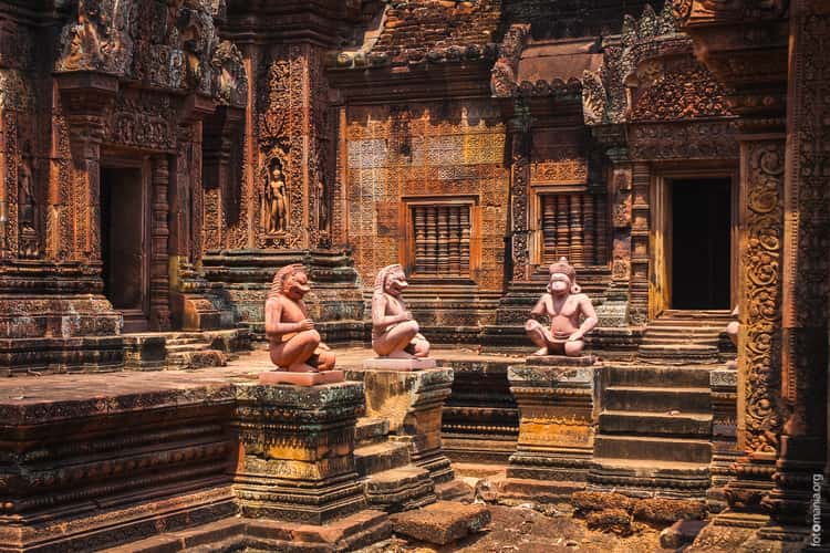 Banteay Srei Temple