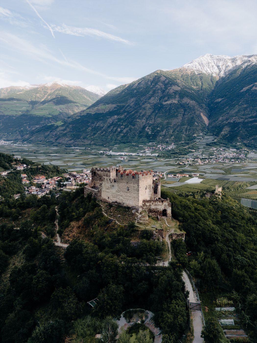 Castello Obermontani, Laces, Italy