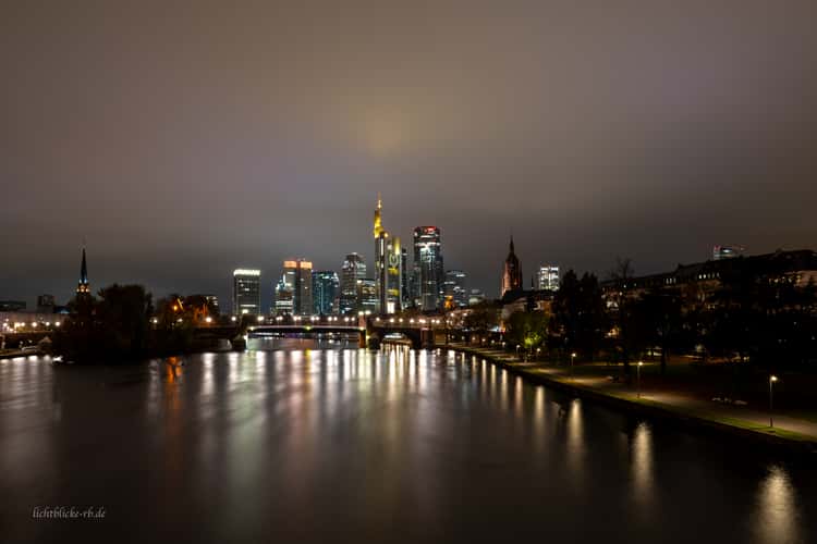 View from Ignatz-Bubis-Brücke, Frankfurt am Main