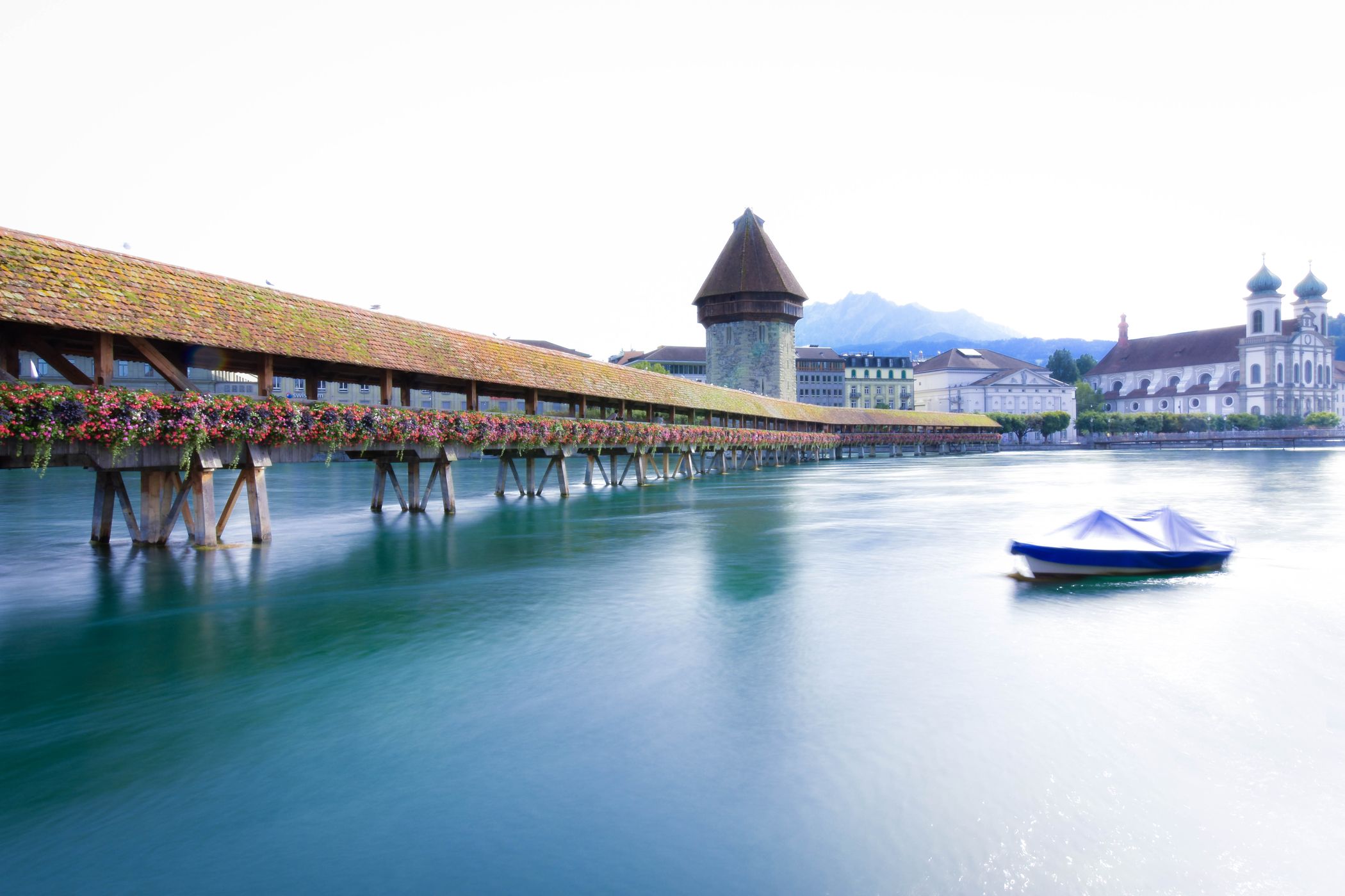 (Kapellbrücke) Chapel Bridge in Lucerne, Switzerland