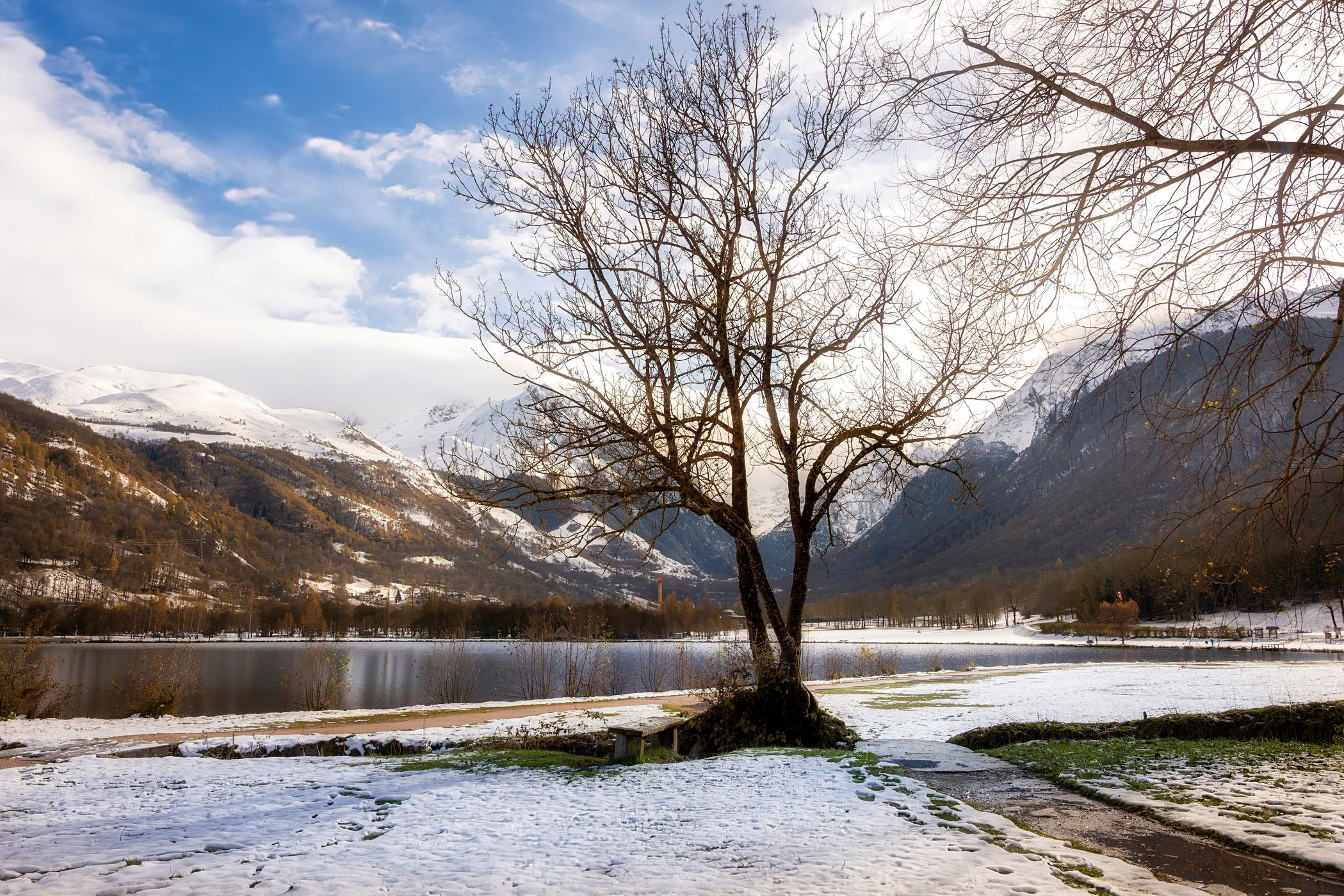 Lac de Loudenvielle Pirineo Frances, France