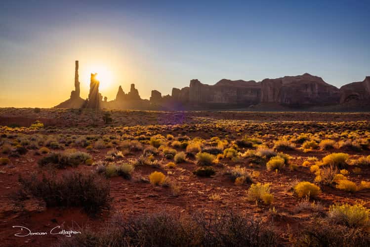 Monument valley Totem pole sunrise spot