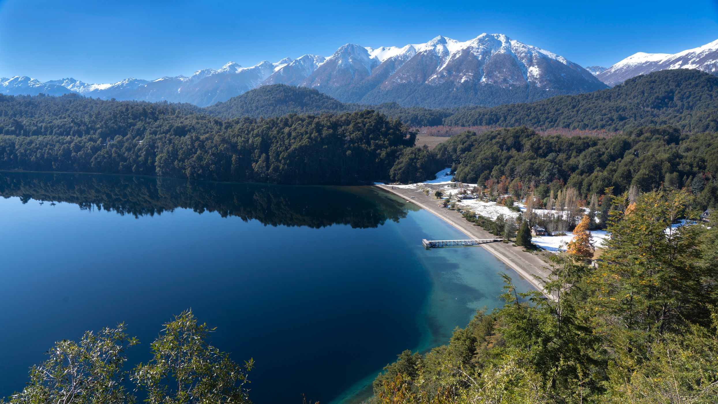 Playa Lago Espejo, Argentina