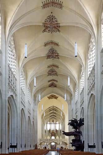 Sint-Pieterskerk interior
