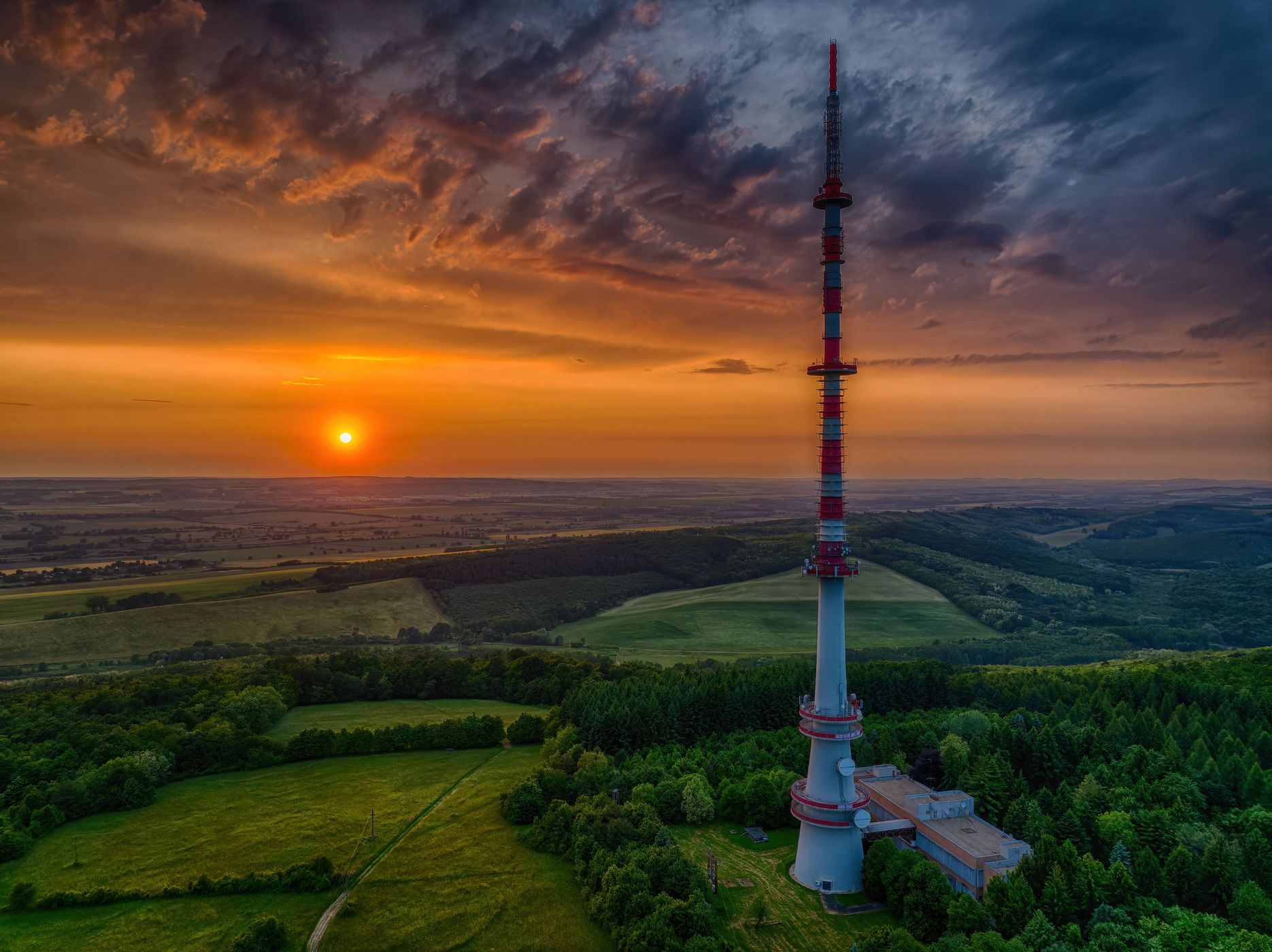 Újudvari TV-torony, Hungary