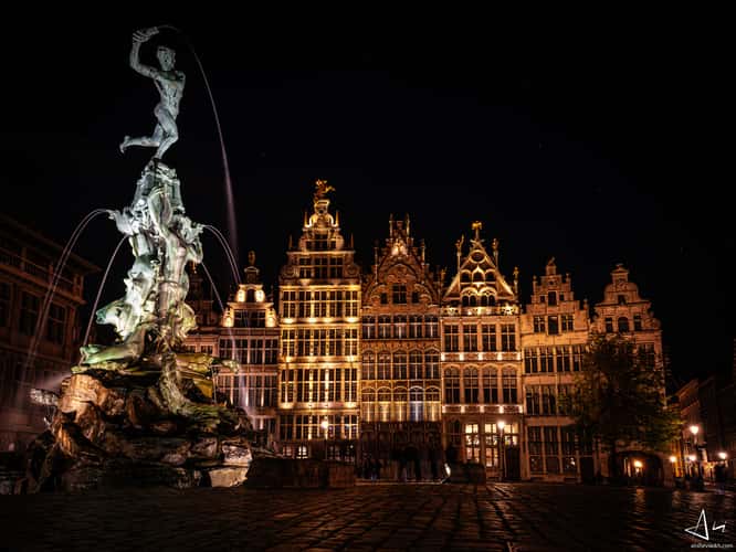 Antwerpen Grote Markt (Town square)