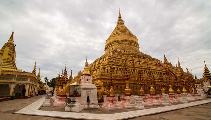 BAGAN - Shwemawdaw Paya