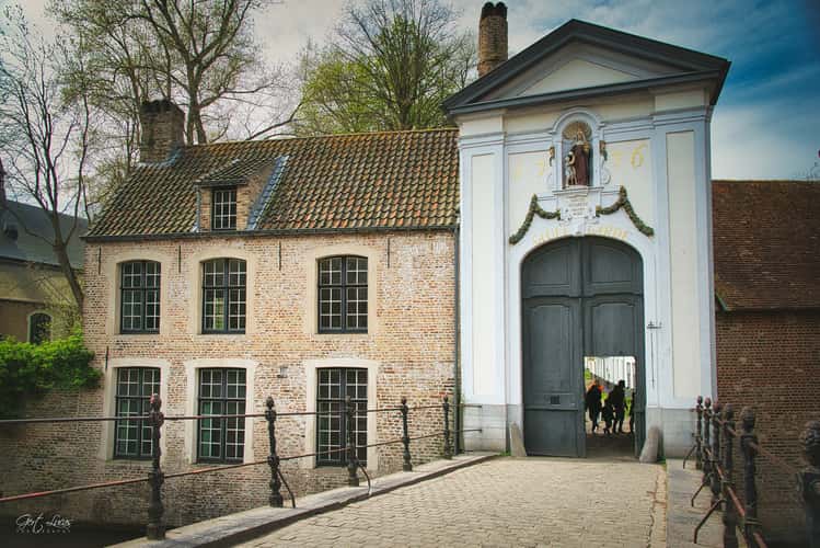 Wijngaardplein, Brugge