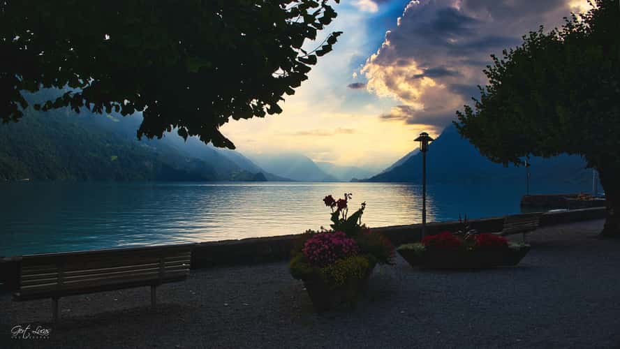 Brienzersee promenade
