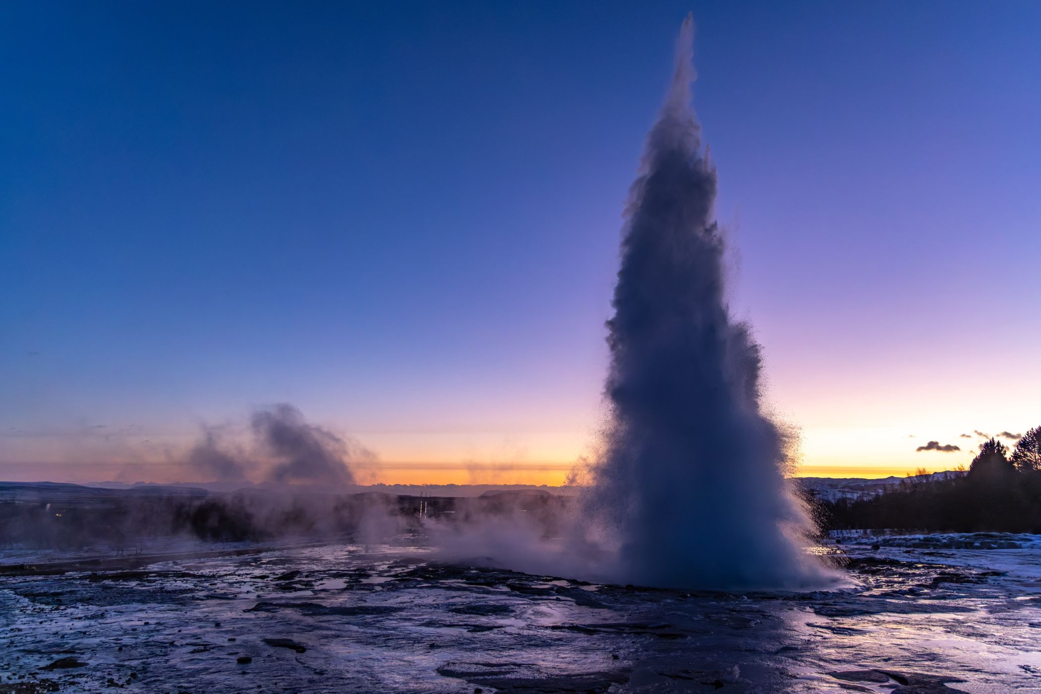 Geyser Strokkur, Iceland