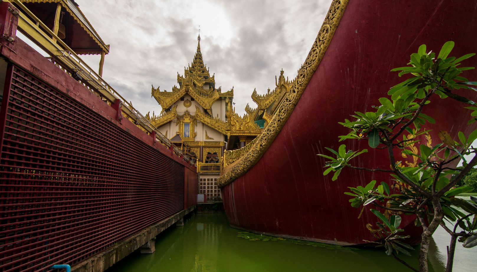 Lago Kandawgyi, Myanmar