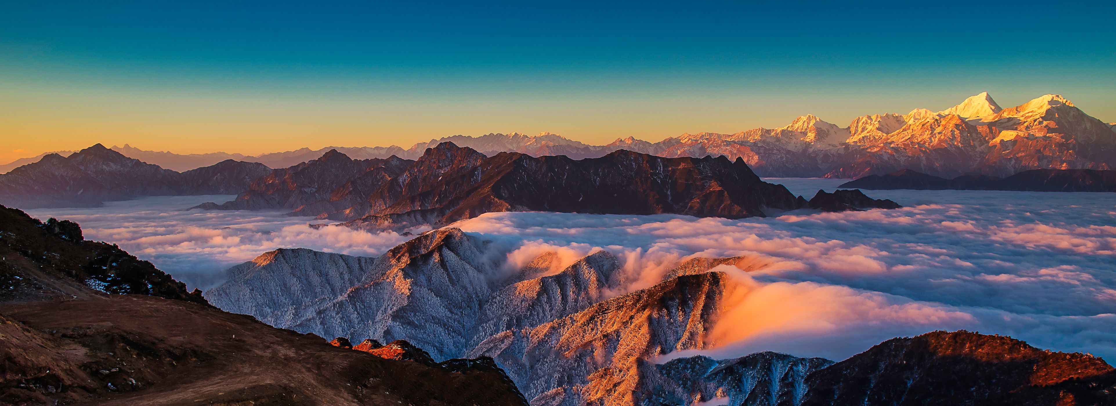 Mt Minya Konka (Alt.7556 M) , Sunrise, 贡嘎山, China