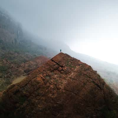 Path to Hoq Cave, Yemen