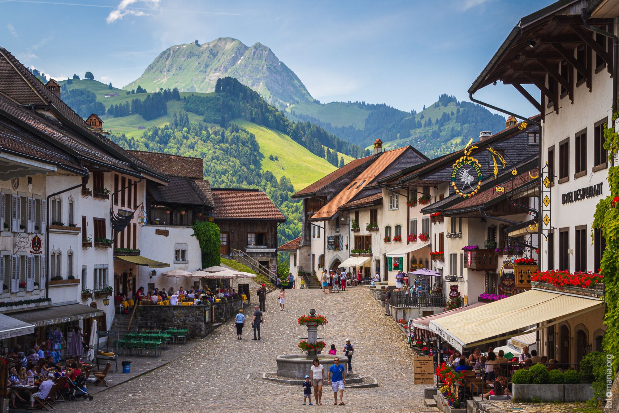 Rue de Bourg, Gruyères, Switzerland