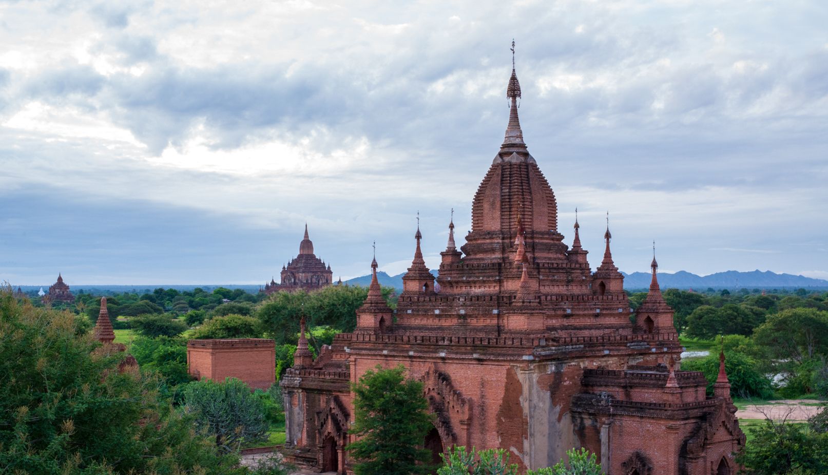 Shwe Nan Yin Taw Complex, Myanmar