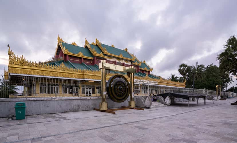 Shwedagon Pagoda
