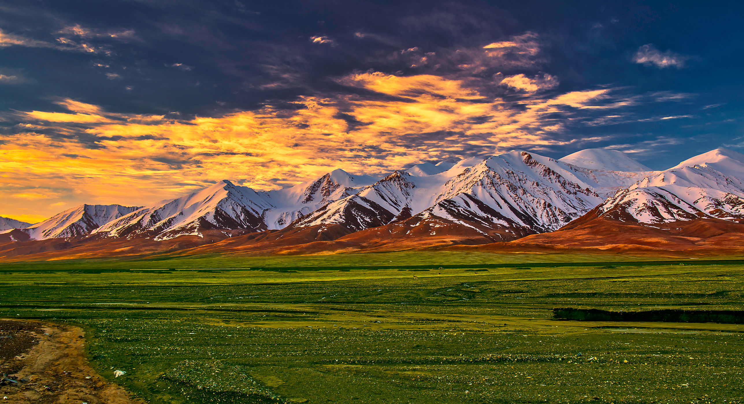Sob Sangri Peak of Kunlun Mountains, China