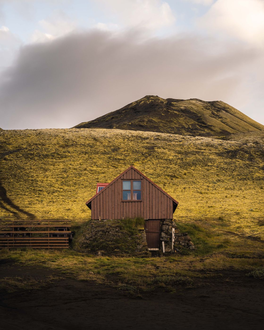 Sveinstindur hut, Front View, Iceland