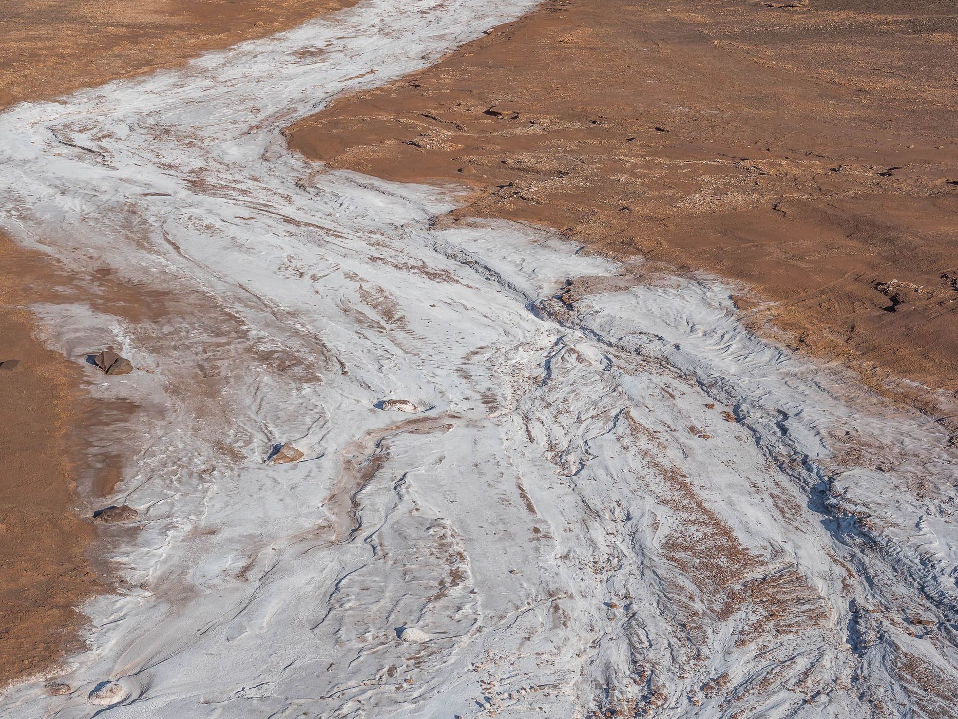 Valle de la Luna river, Chile