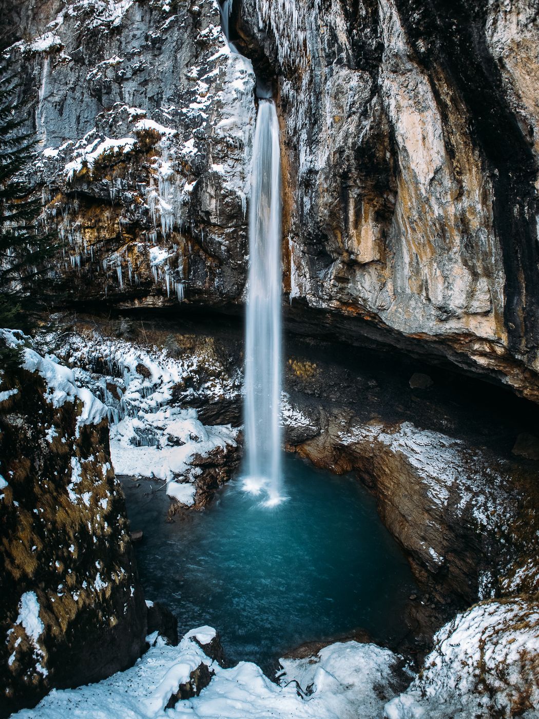 Berglistüber Waterfall (Drone), Switzerland