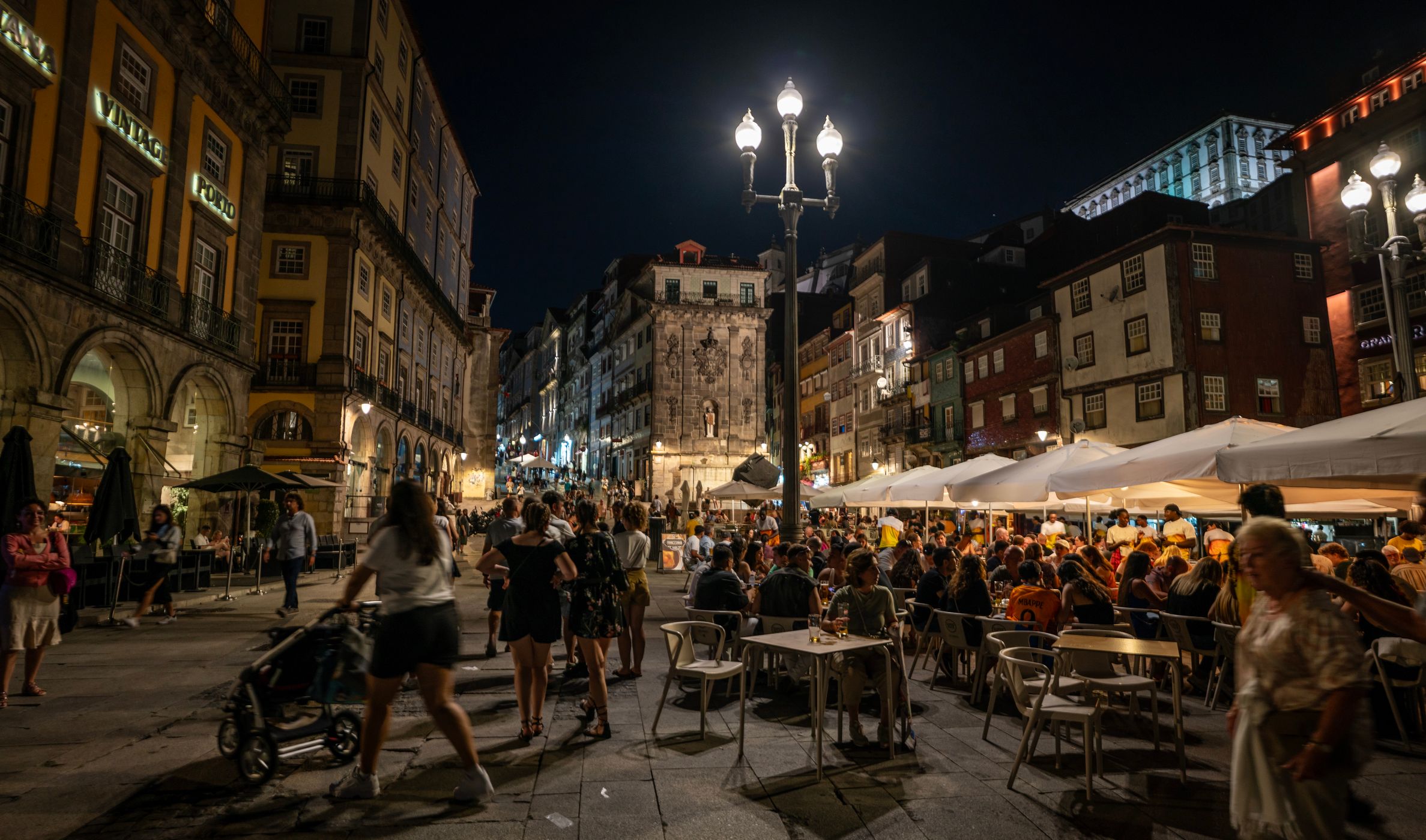 Praca de Ribeira, Portugal