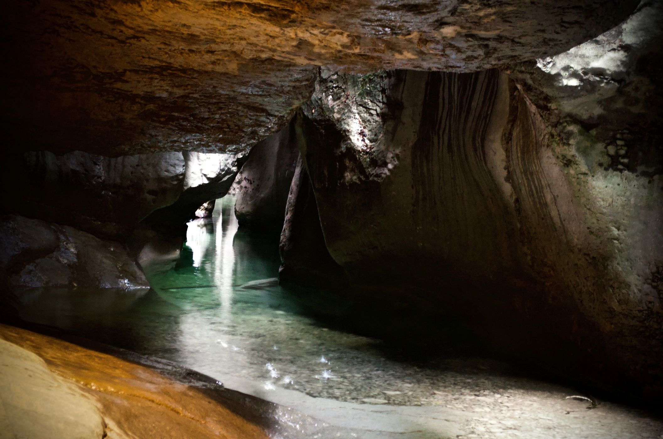 Pradis Caves, Italy