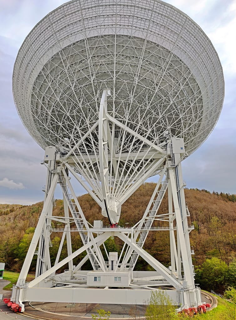 Radiotelescope Effelsberg, Germany