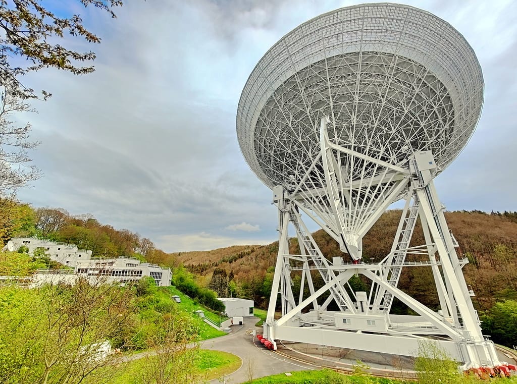 Radiotelescope Effelsberg, Germany