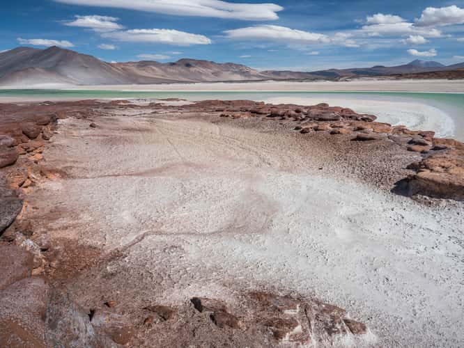 Salar de Aguas Calientes Sur (Piedras Rojas)