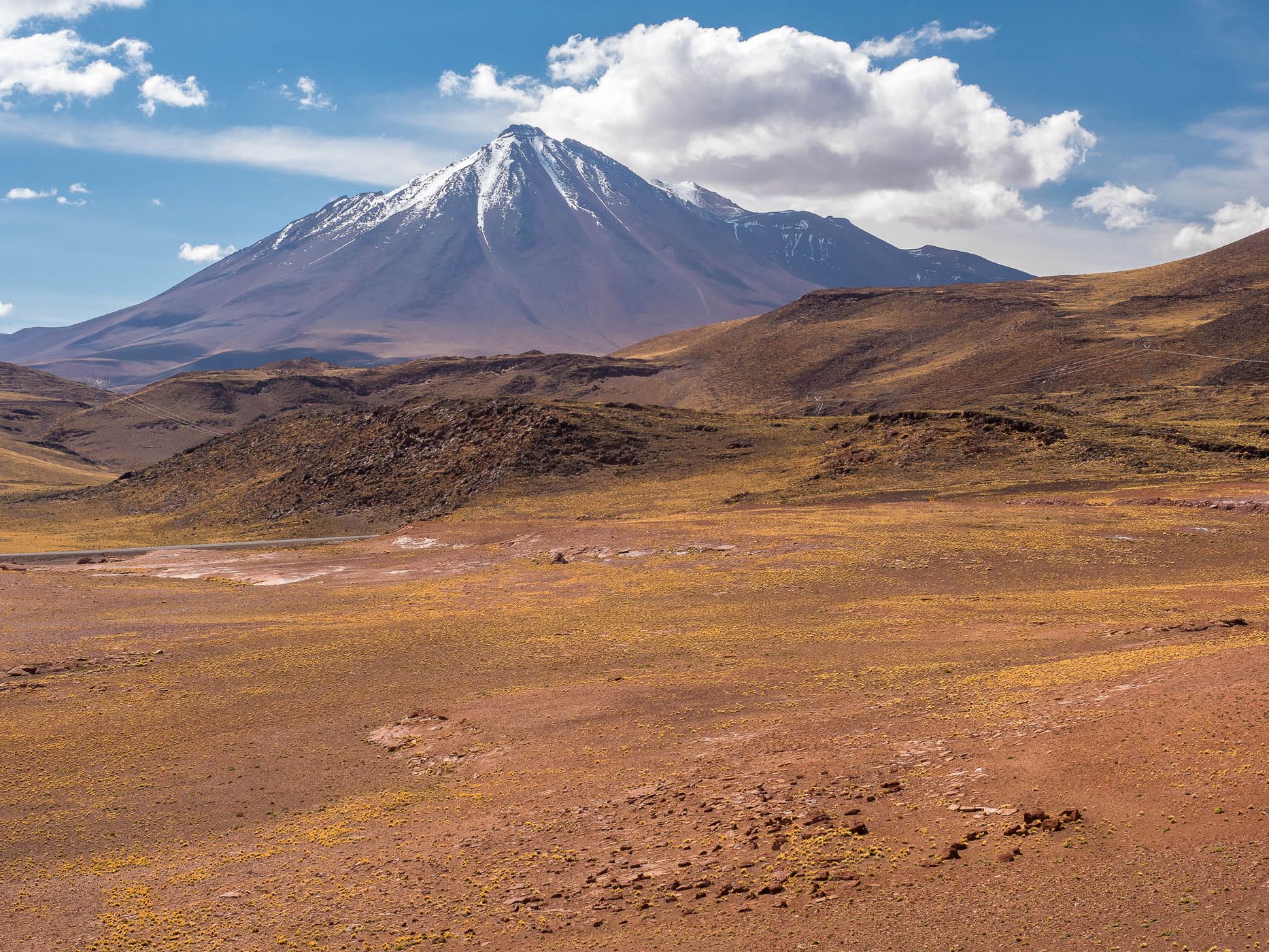 Salar de Aguas Calientes Sur (Piedras Rojas), Chile