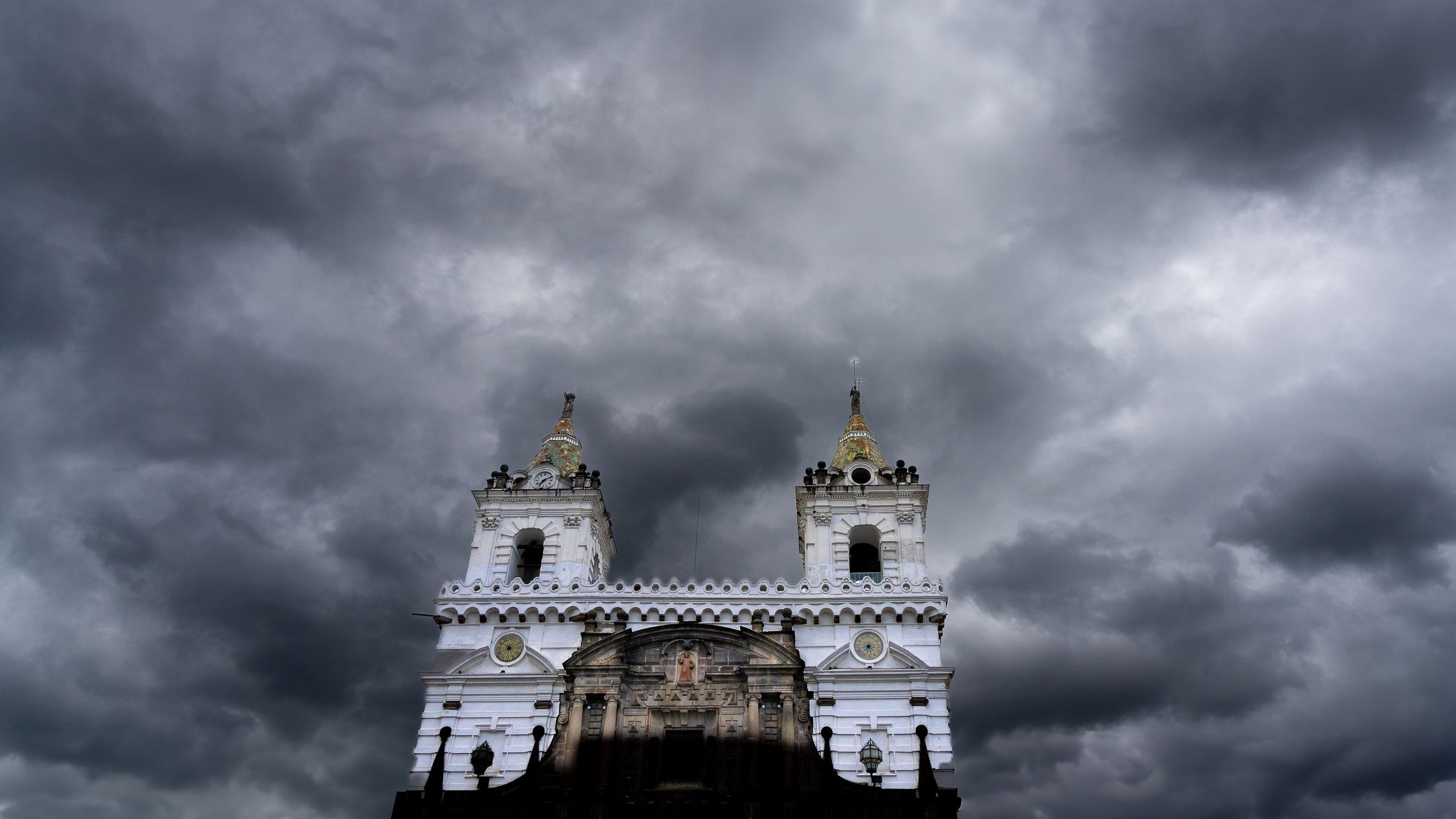 San Francisco in the clouds, Ecuador