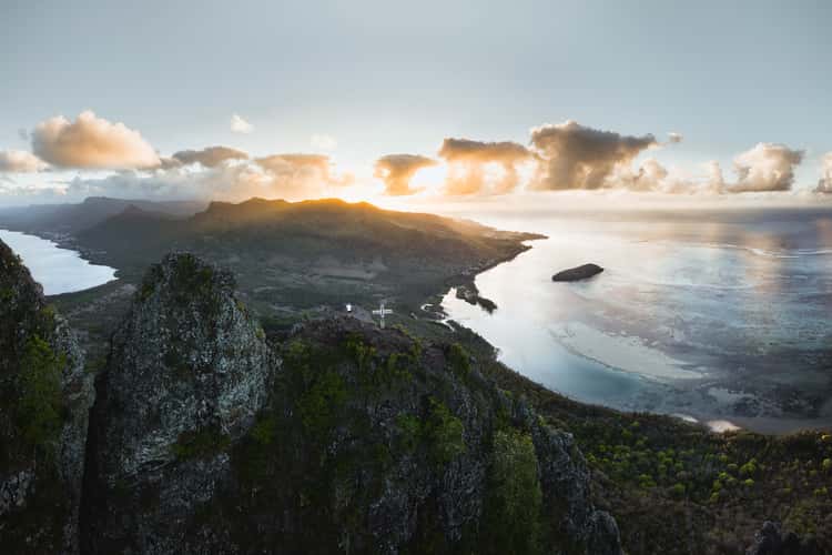 Summit cross, Le Morne Brabant