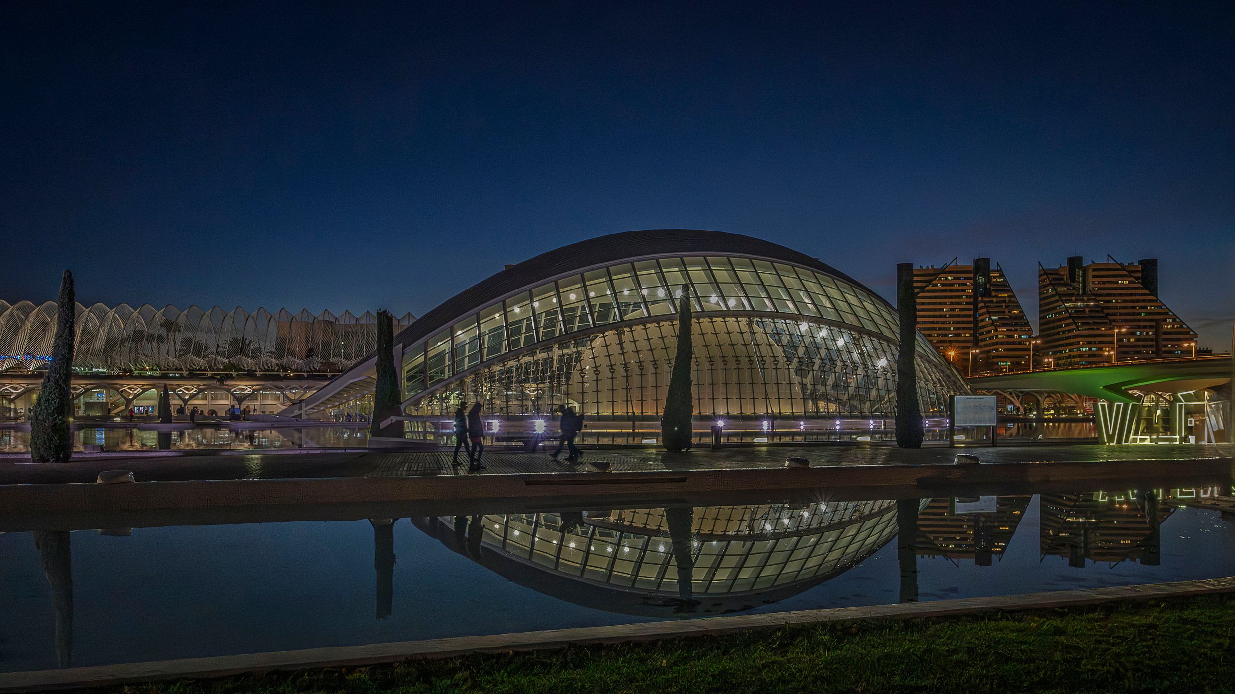 Hemisféric from the side, Valencia, Spain