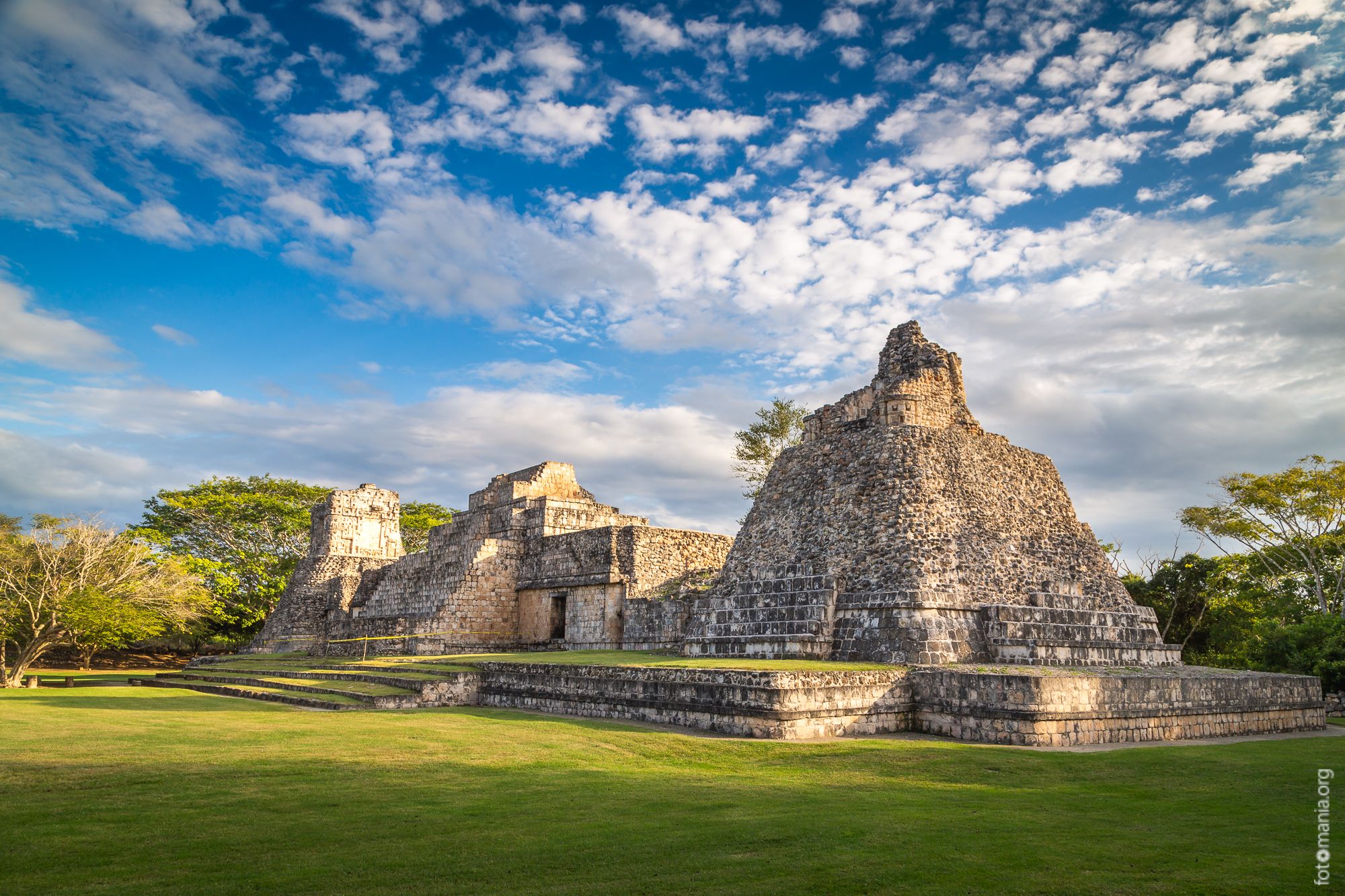 Zona Arqueológica de Dzibilnocac, Mexico