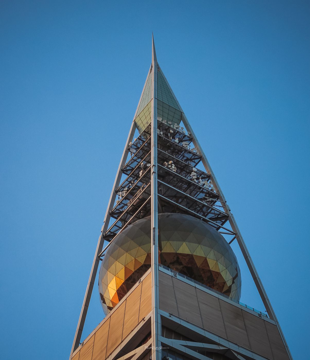 AL FAISALIAH TOWER RIYADH, Saudi Arabia