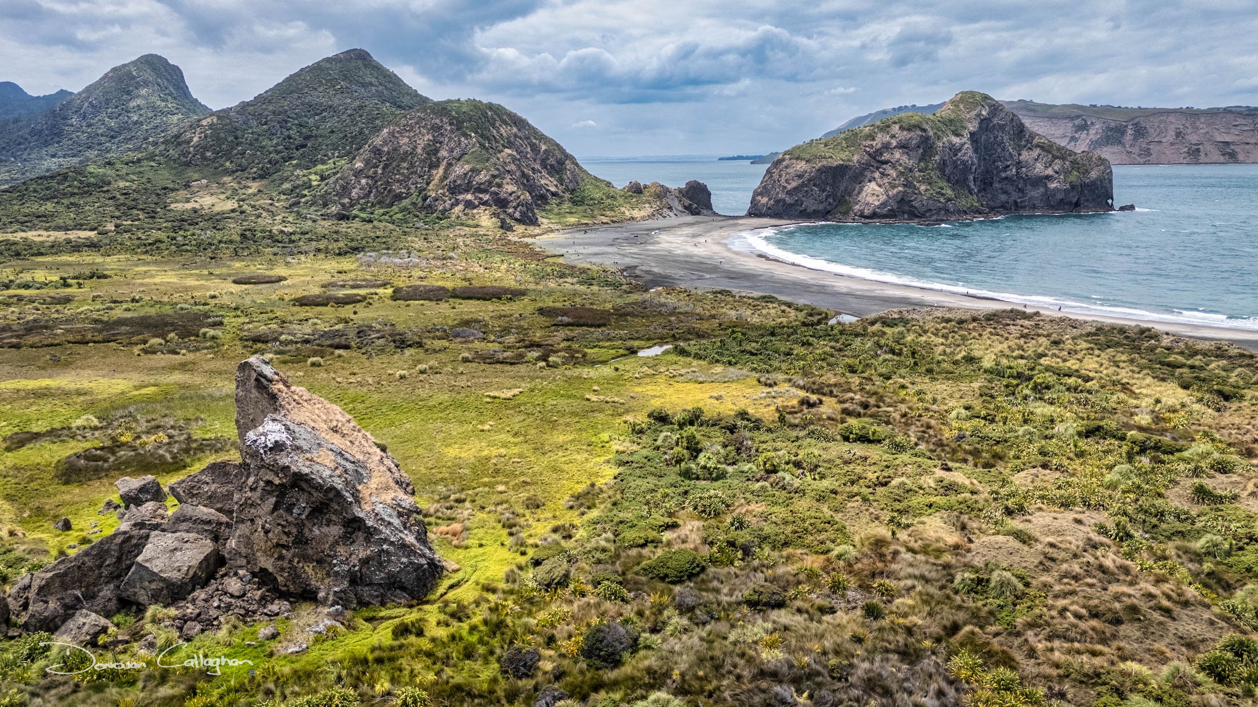 Cutter Rock, Whatipu Beach, Whatipu, North Island, New Zealand
