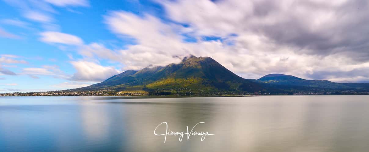 'Lago San Pablo' taken from  'Puerto Lago'
