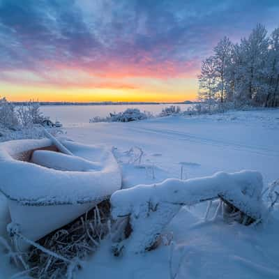 Morning mood at lake Tuupaselkä, Finland