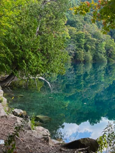 Round Lake - Green Lakes State Park