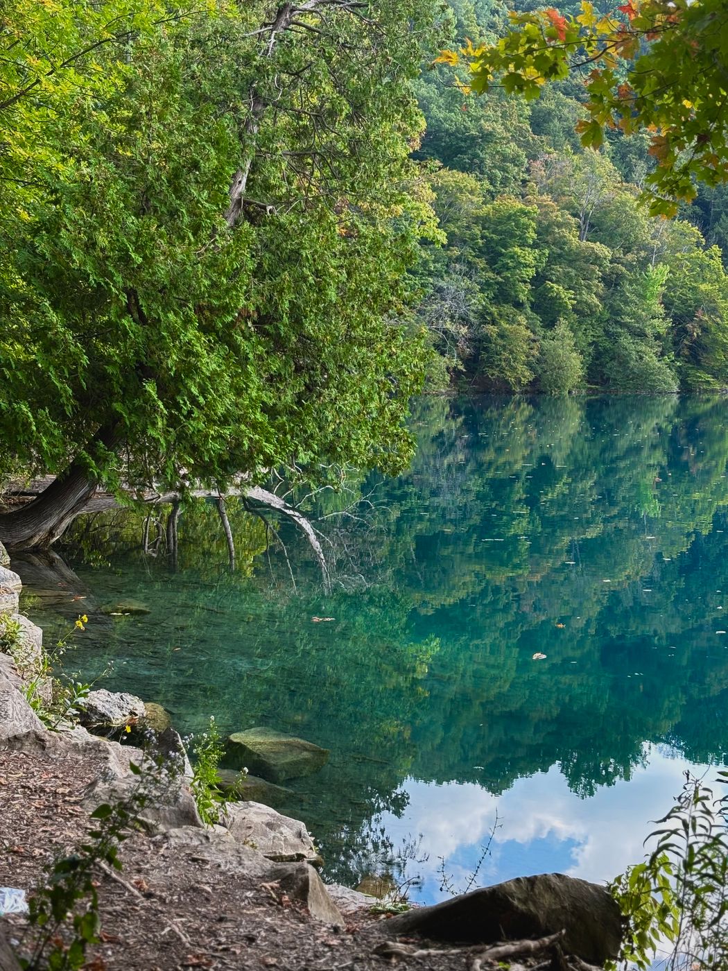 Round Lake - Green Lakes State Park, USA