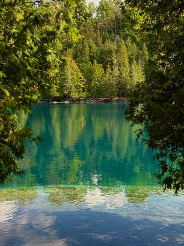 Round Lake - Green Lakes State Park