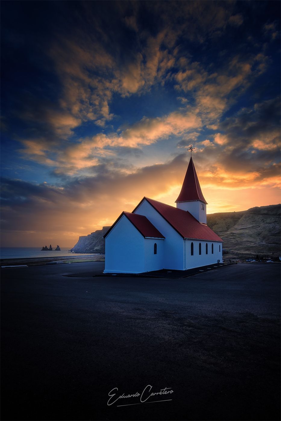 Sunset at Vik y Myrdal Church, Iceland