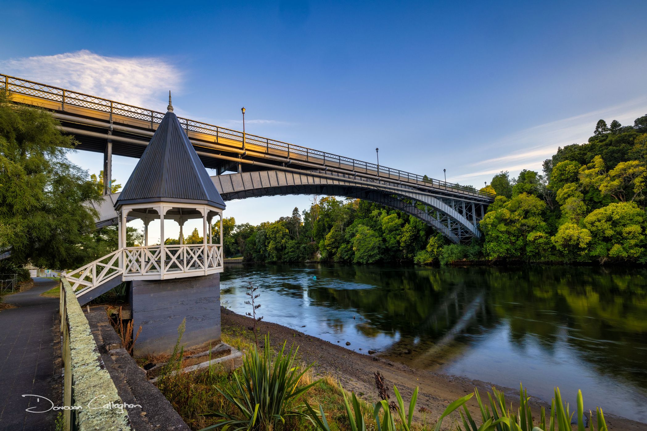 Victoria Bridge, Hamilton, Waikato, North Island, New Zealand