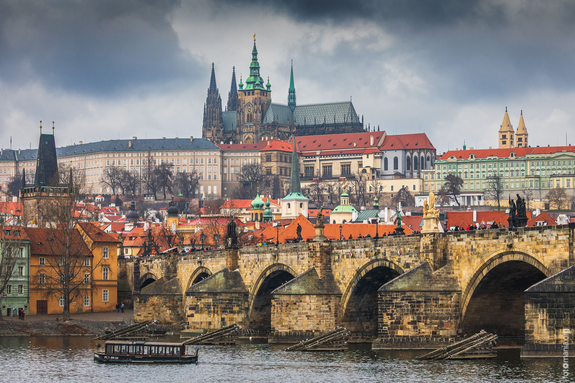 Charles Bridge and Prague Castle, Prague, Czech Republic