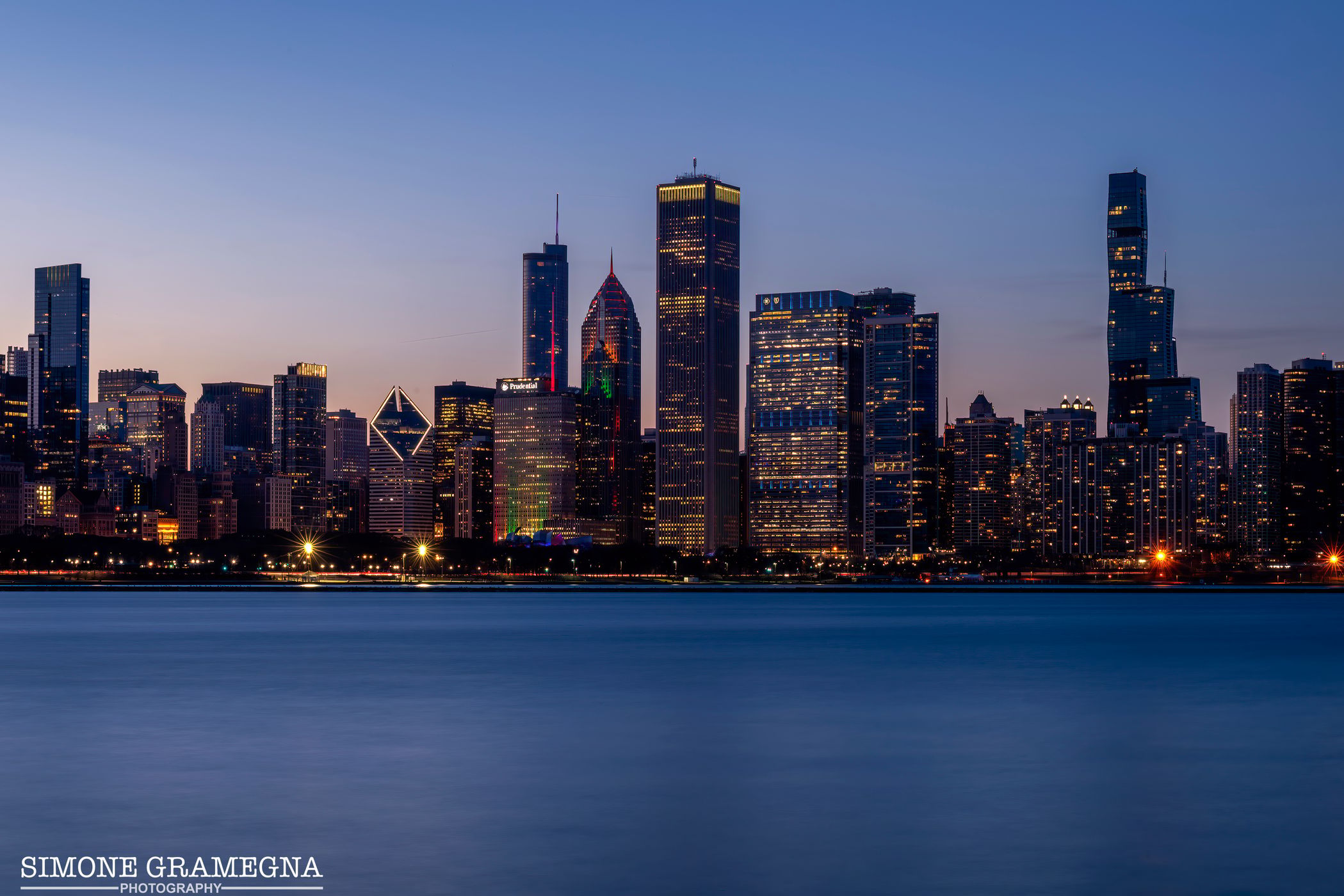 Chicago downtown from the Shedd Aquarium, USA