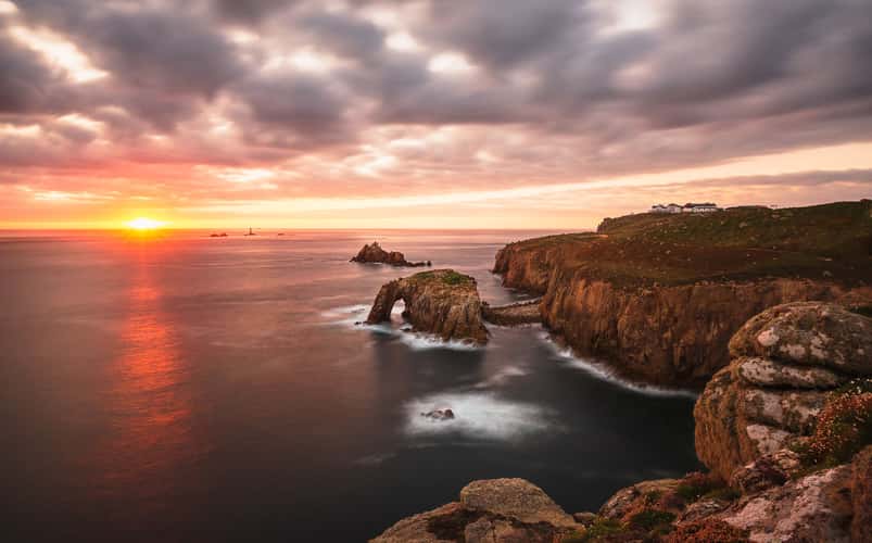 Enys Dodnan Arch, Land's End, Cornwall