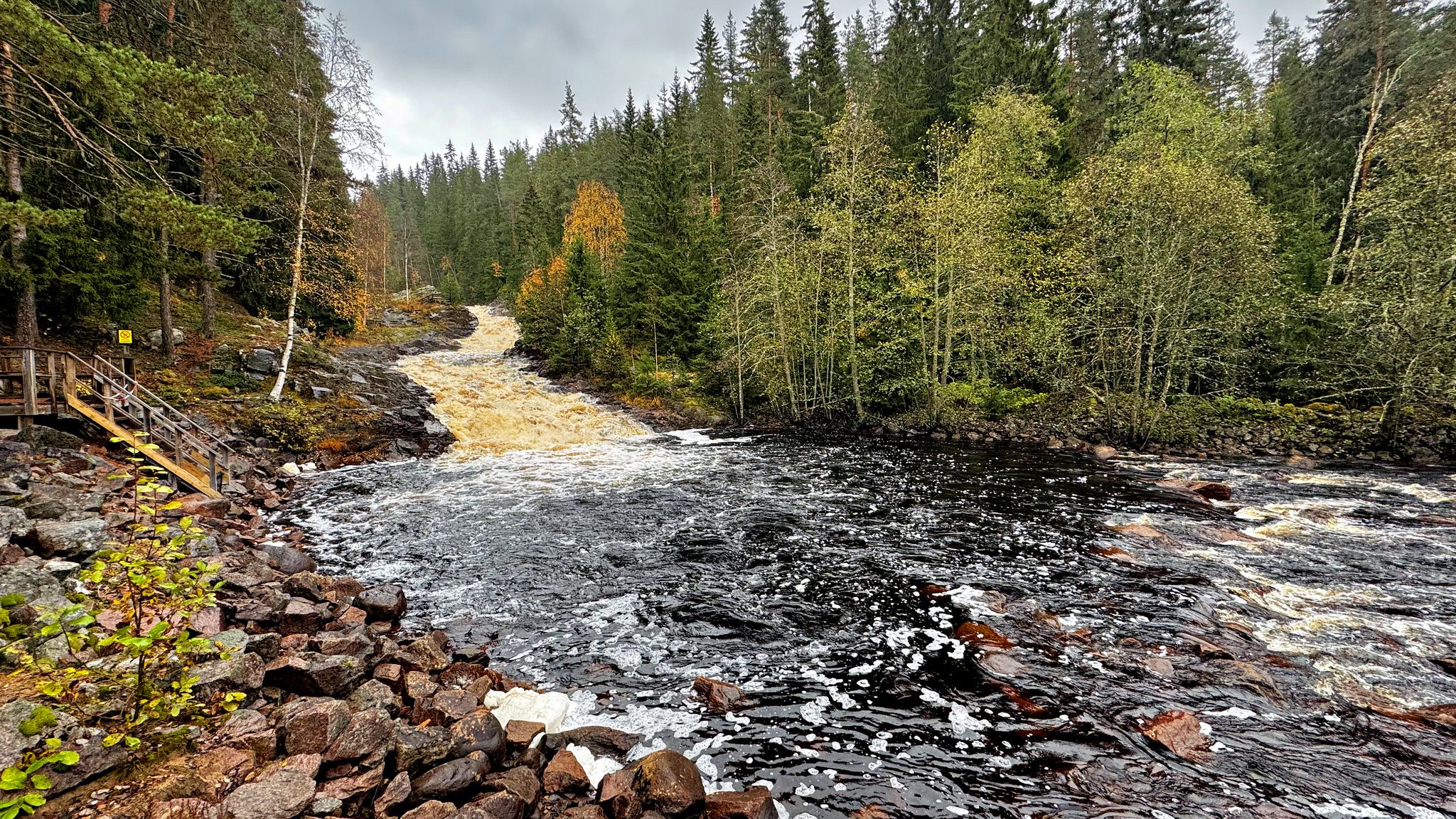 Fämtfallet Waterfall, Sweden