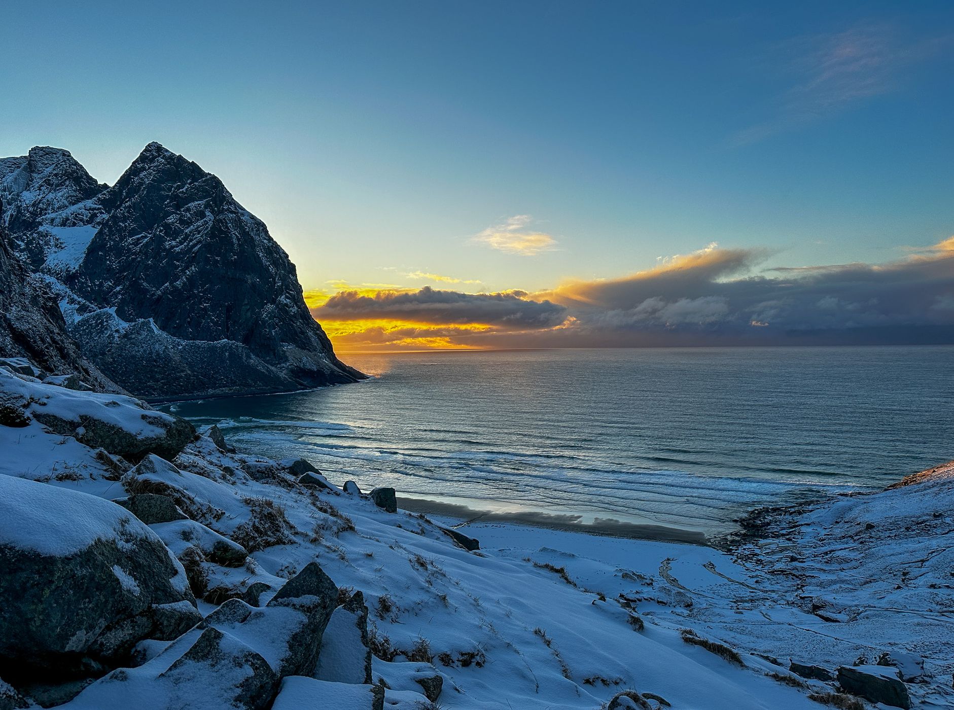 Kvalvika Beach, Hike, Norway